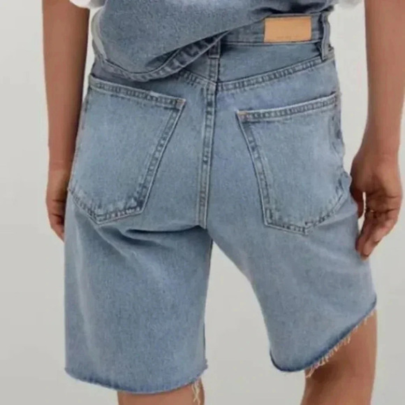 Ariadna Bermuda High waist shorts with frayed hem - Picture 5 of 11